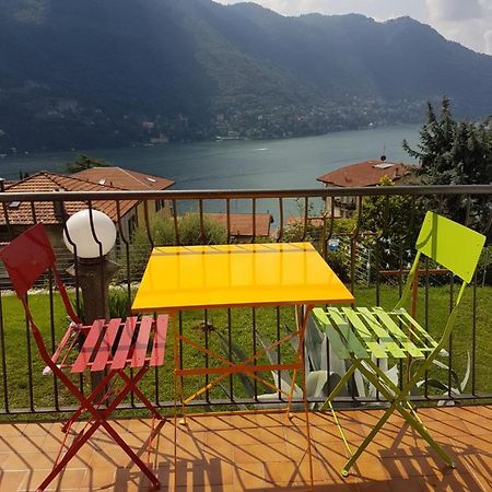 Flora Apartment Moltrasio Bagian luar foto