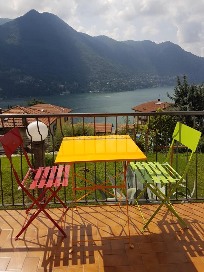 Flora Apartment Moltrasio Bagian luar foto
